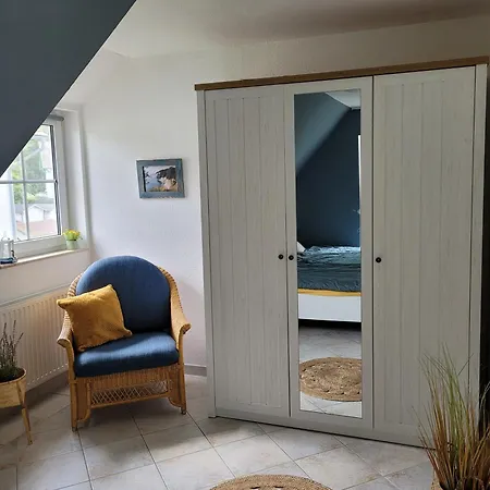 51 1, Lindenweg 8 A *